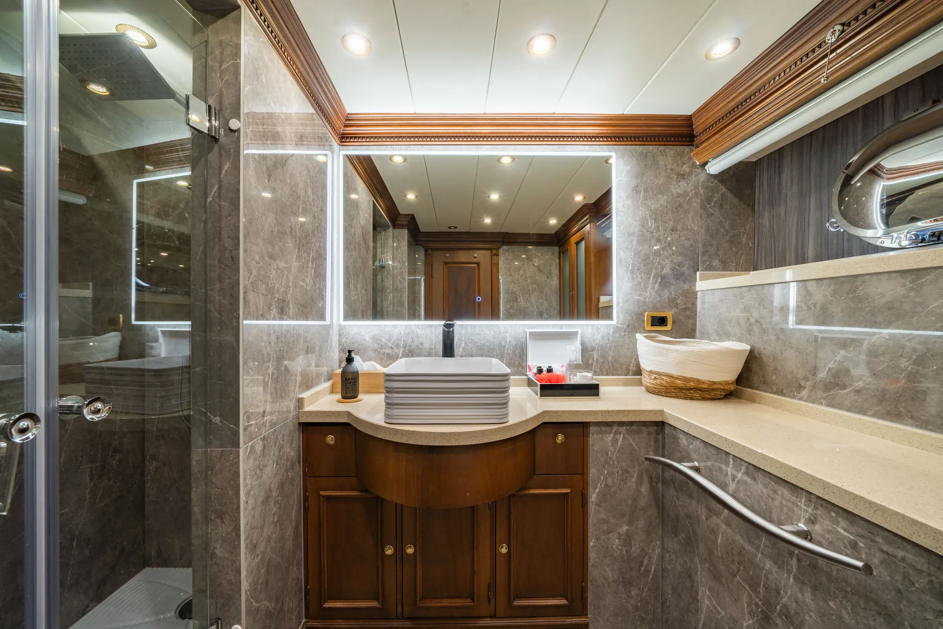 Irama, photo 23 location yacht Cannes