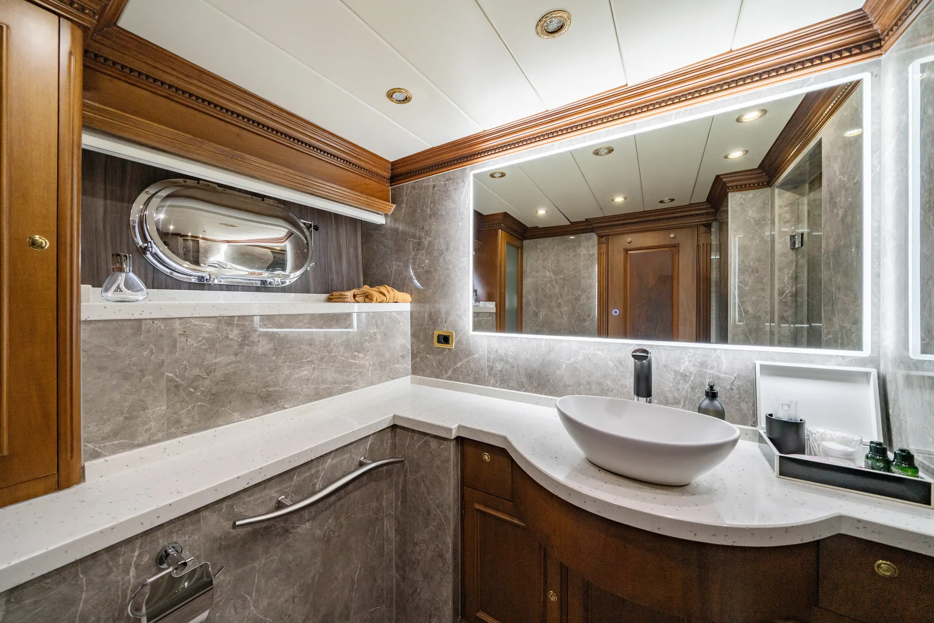 Irama, photo 25 location yacht Cannes
