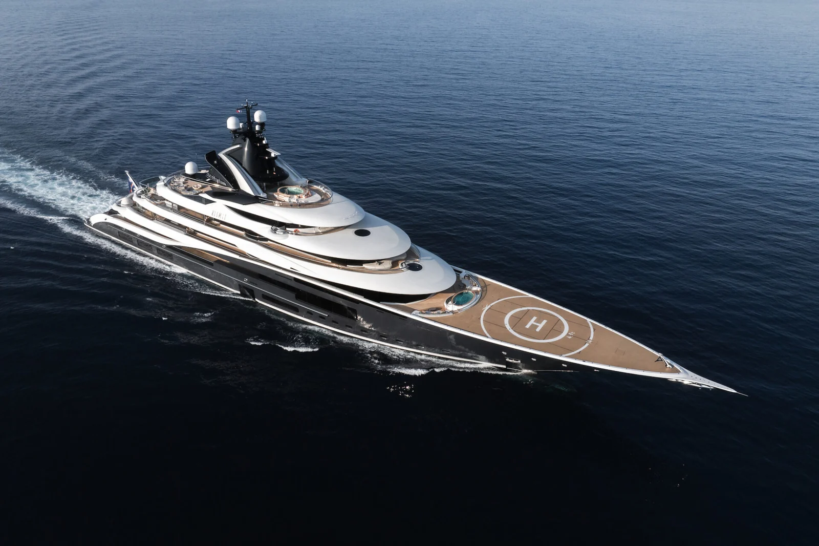 Kismet, photo 2 location yacht Cannes