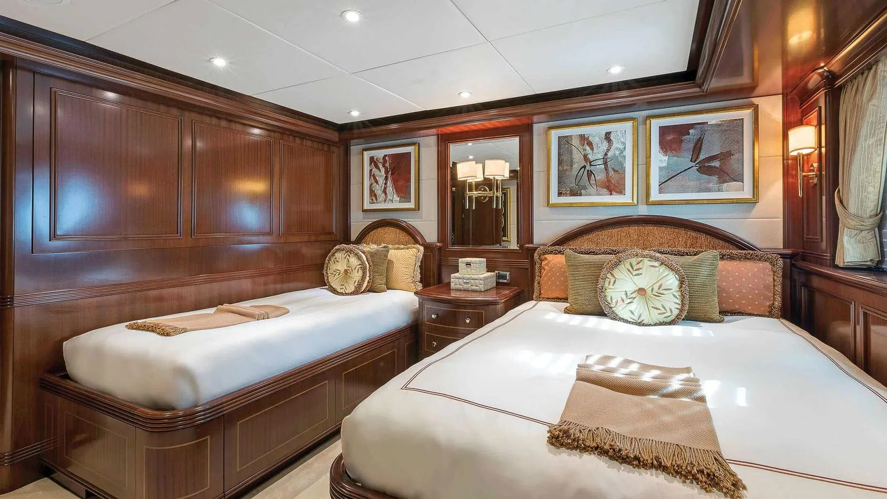 LADY BETH - photo 29 location yacht Cannes