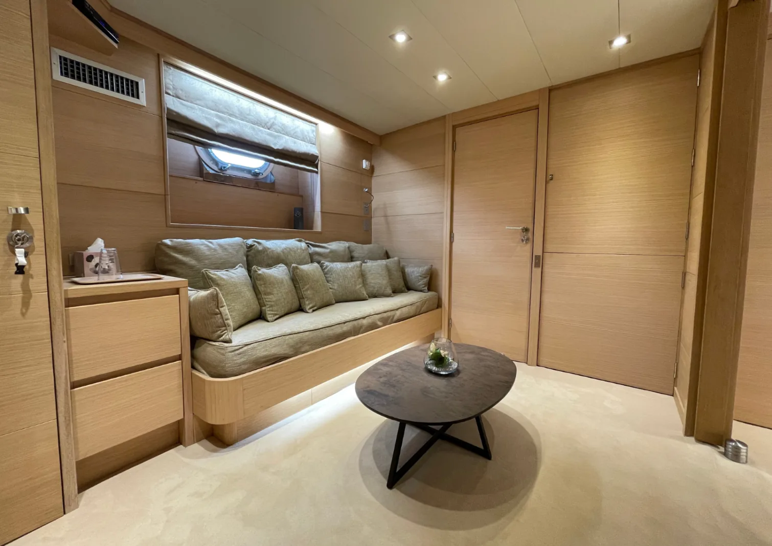 LADY JERSEY - photo 22 location yacht Cannes