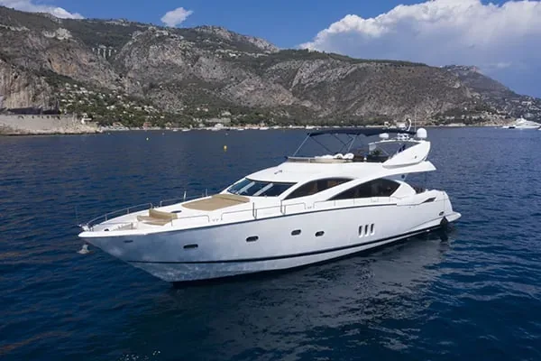 LADY YOUSRA - location yacht Cannes