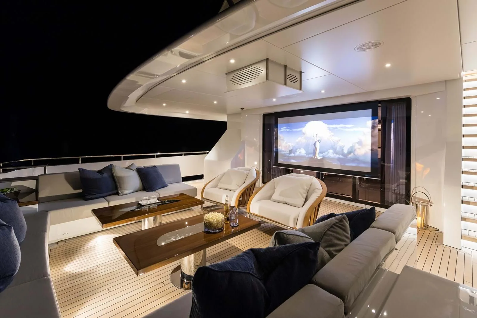 LAURENTIA - photo 17 location yacht Cannes
