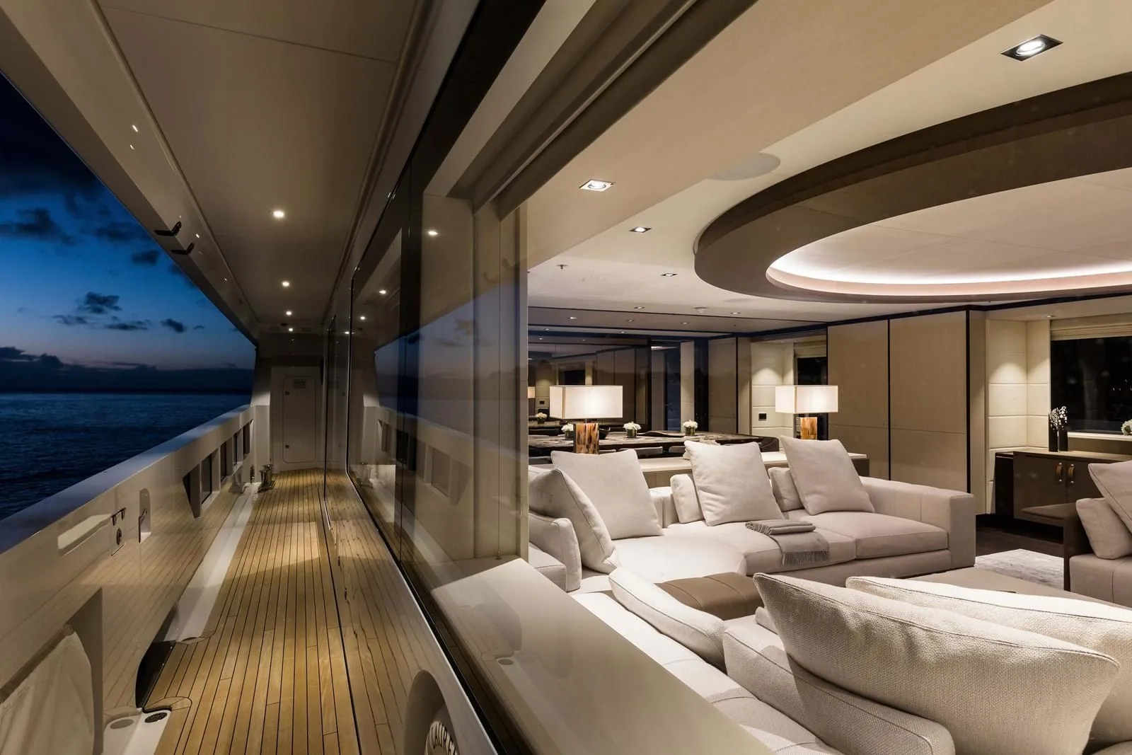 LAURENTIA - photo 20 location yacht Cannes