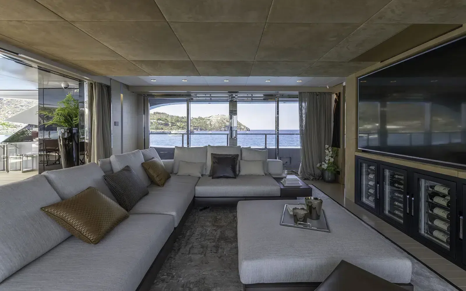 LEL - photo 13 location yacht Cannes