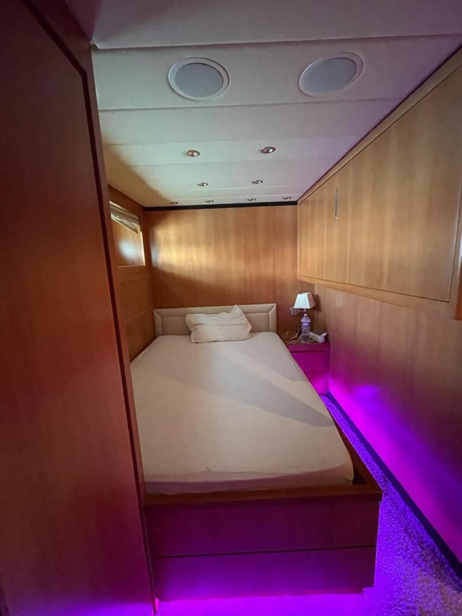 LEOPARD 24 - photo 16 location yacht Cannes