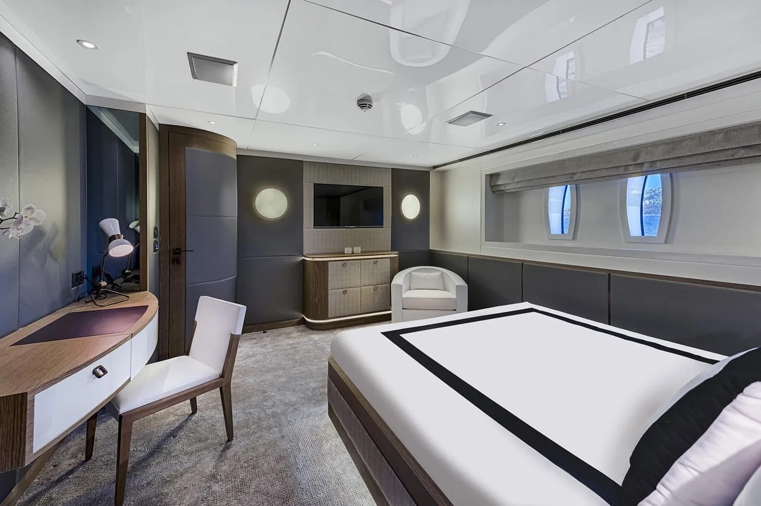 LIQUID SKY - photo 16 location yacht Cannes