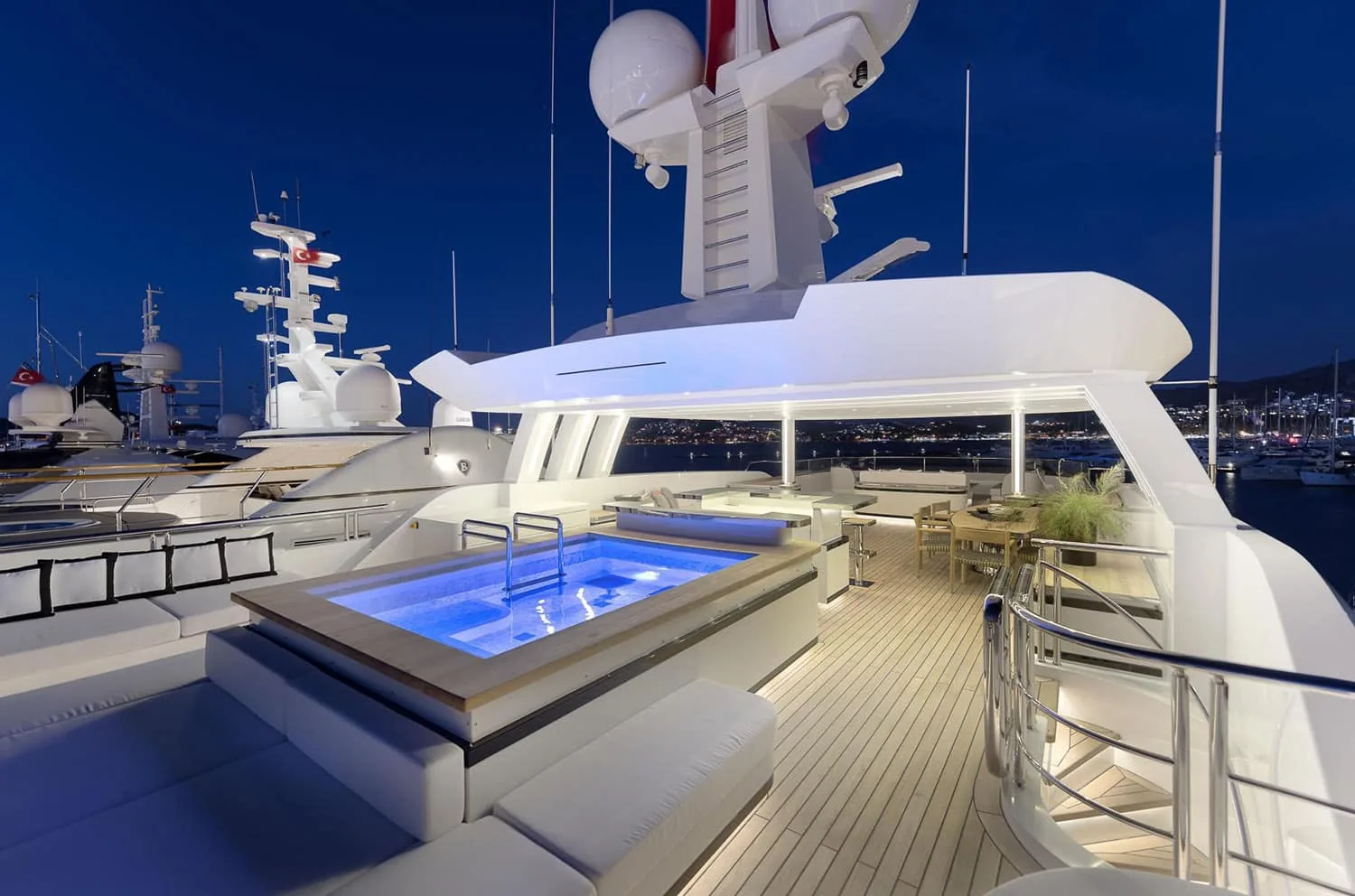 LIQUID SKY - photo 21 location yacht Cannes