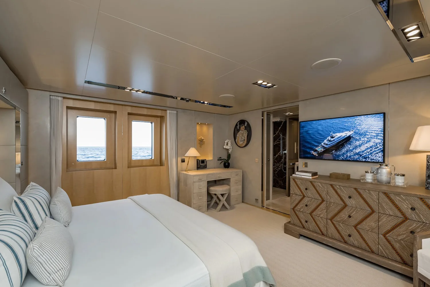 LOON - photo 19 location yacht Cannes