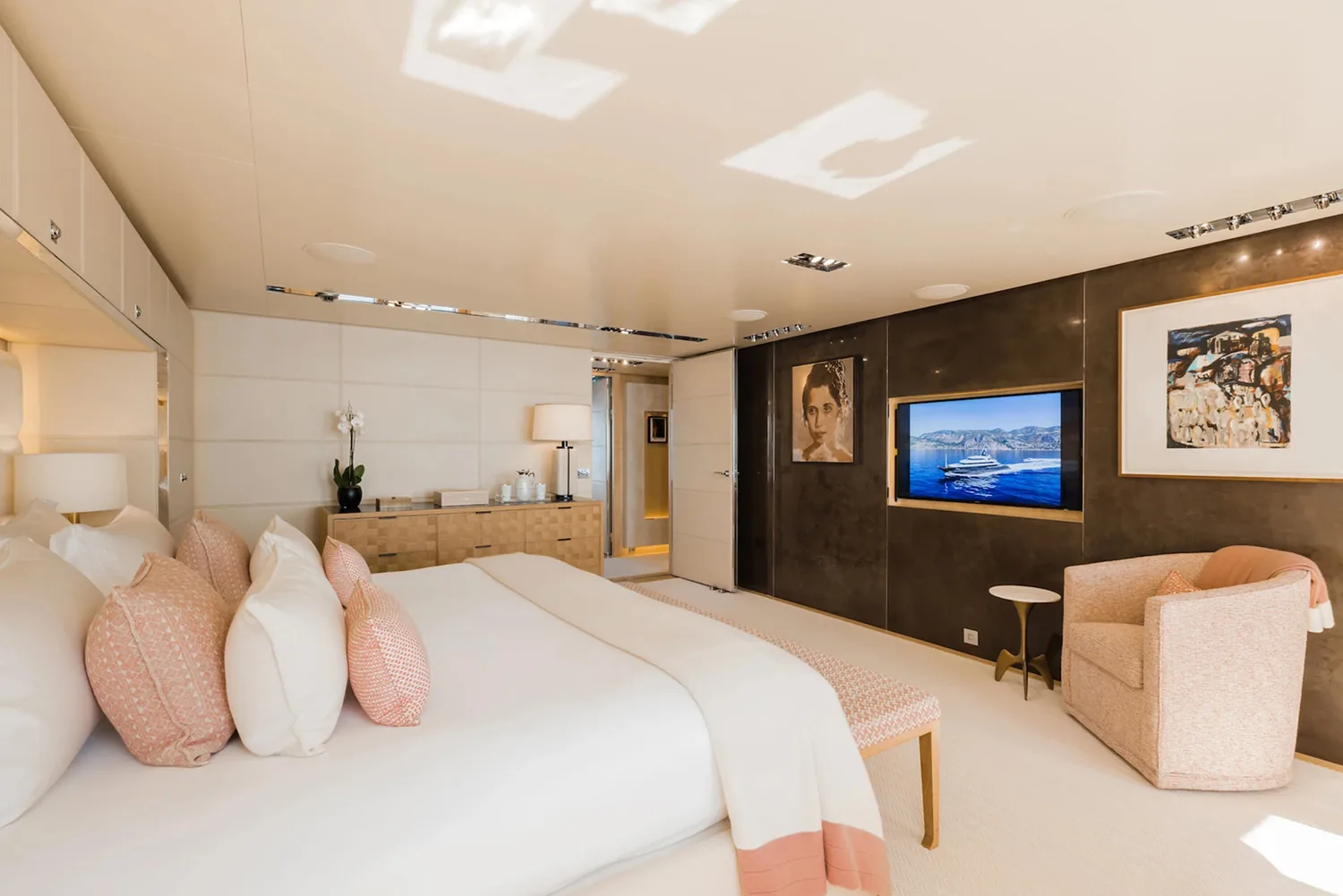 LOON - photo 33 location yacht Cannes