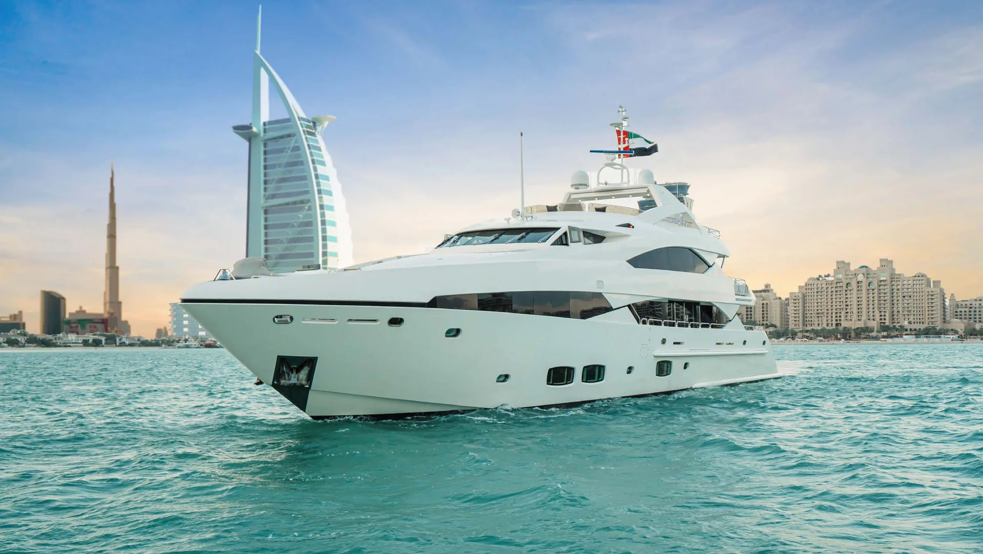Lucien, photo 2 location yacht Cannes