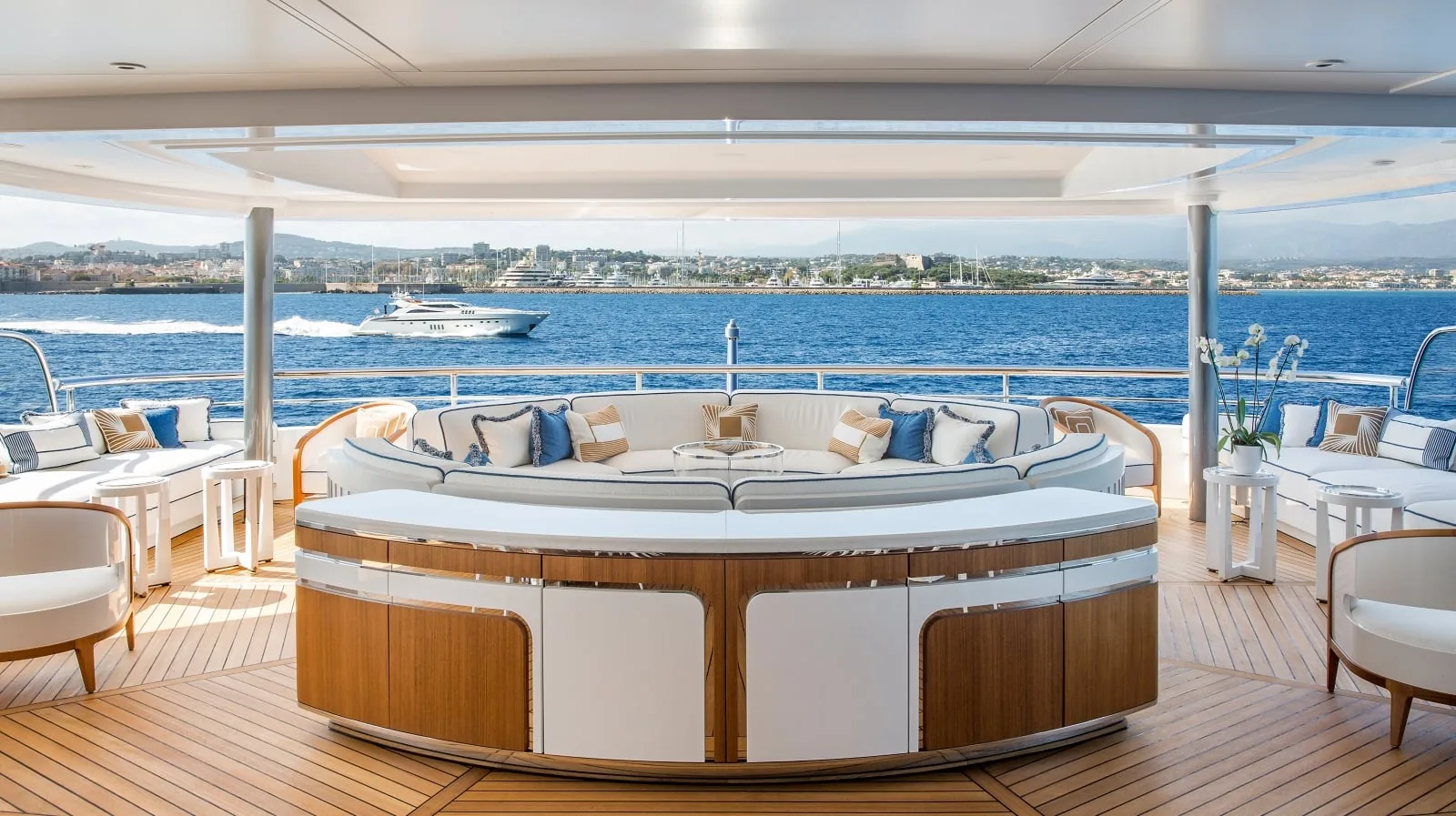 MADSUMMER - photo 15 location yacht Cannes