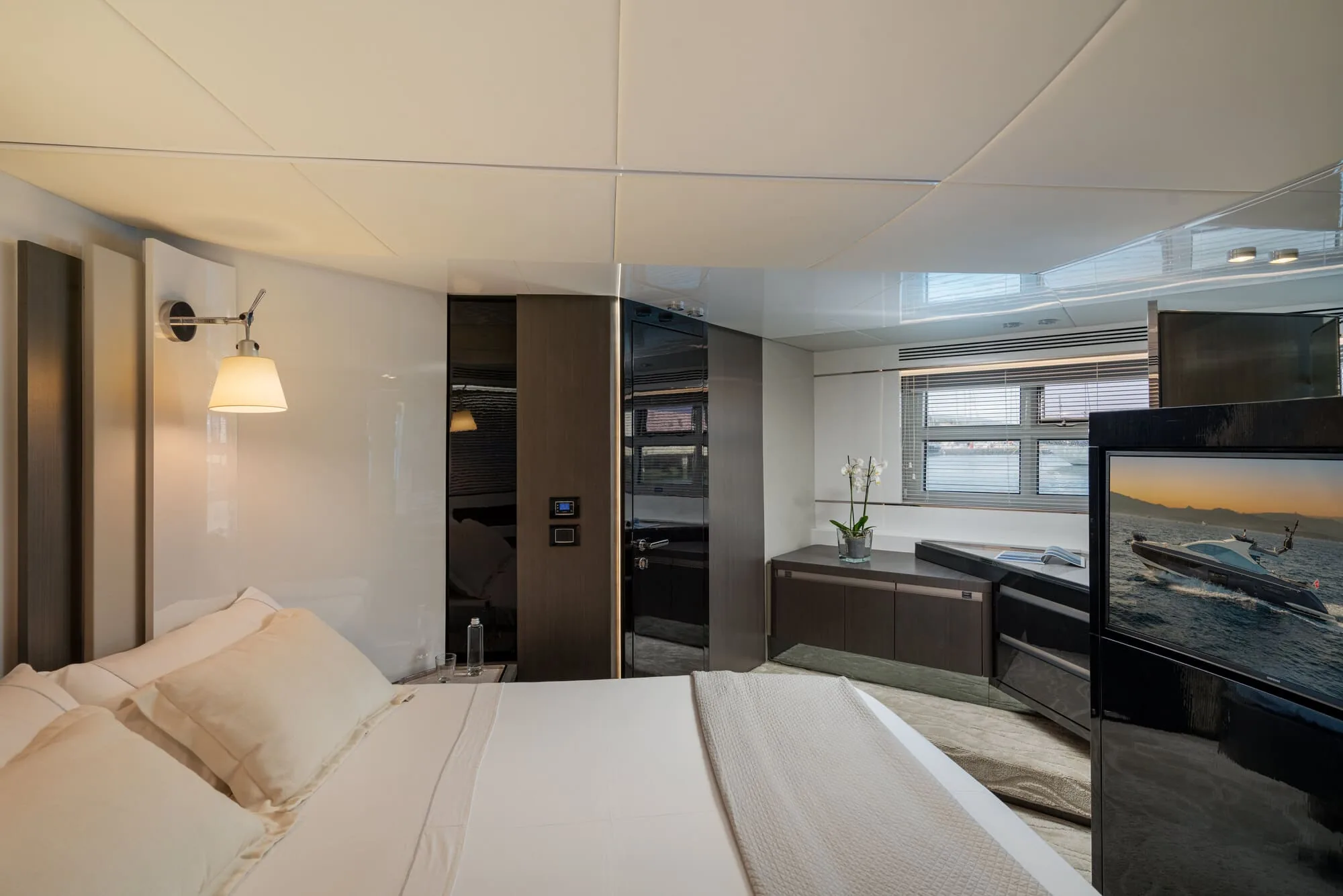 MANARA I - photo 16 location yacht Cannes