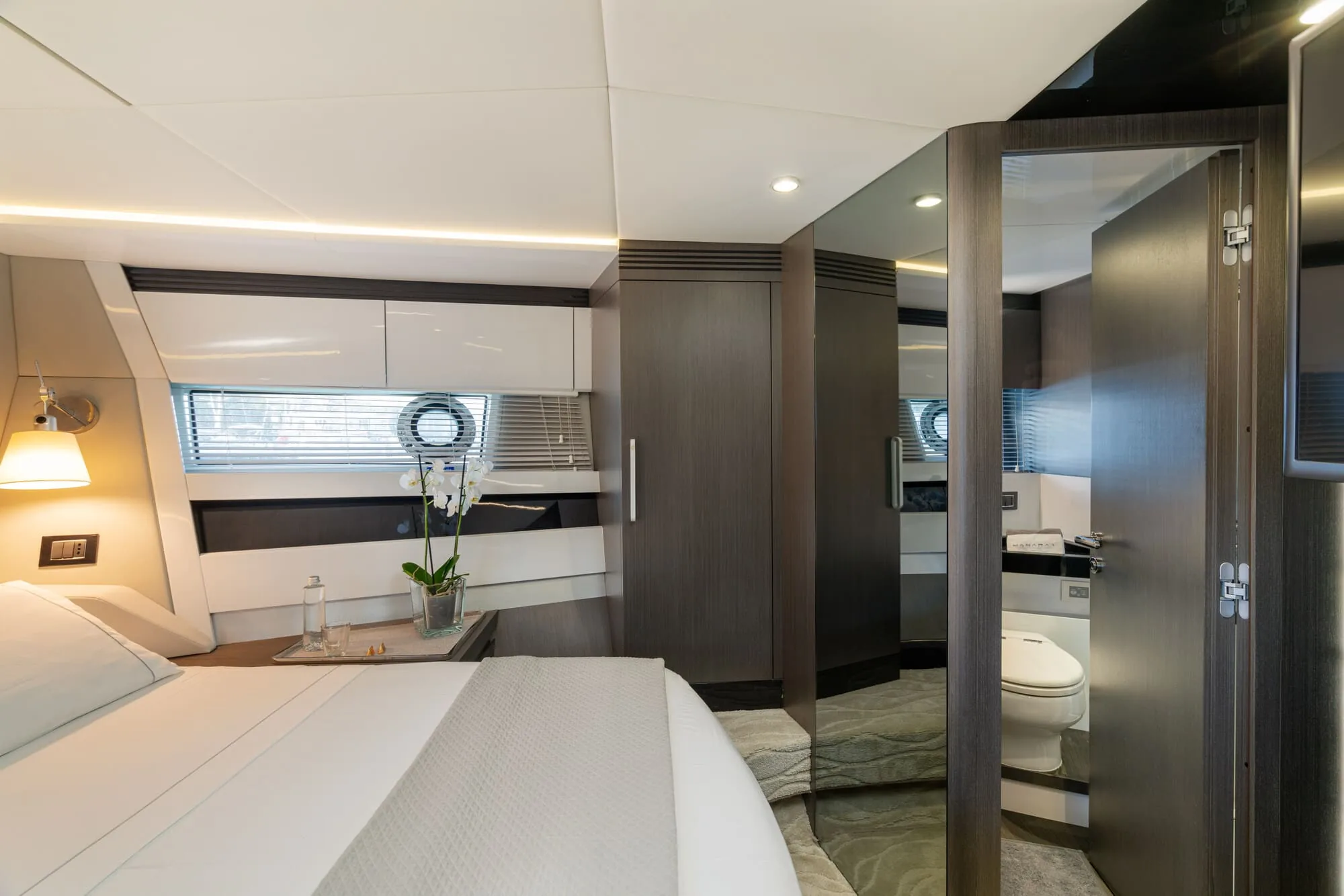 MANARA I - photo 19 location yacht Cannes