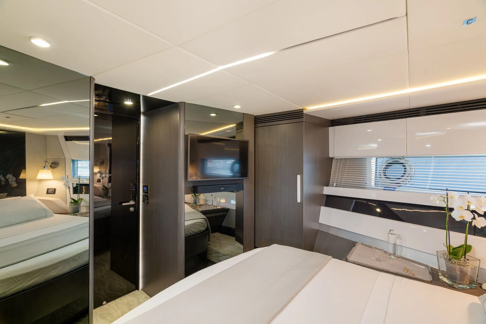 MANARA I - photo 20 location yacht Cannes