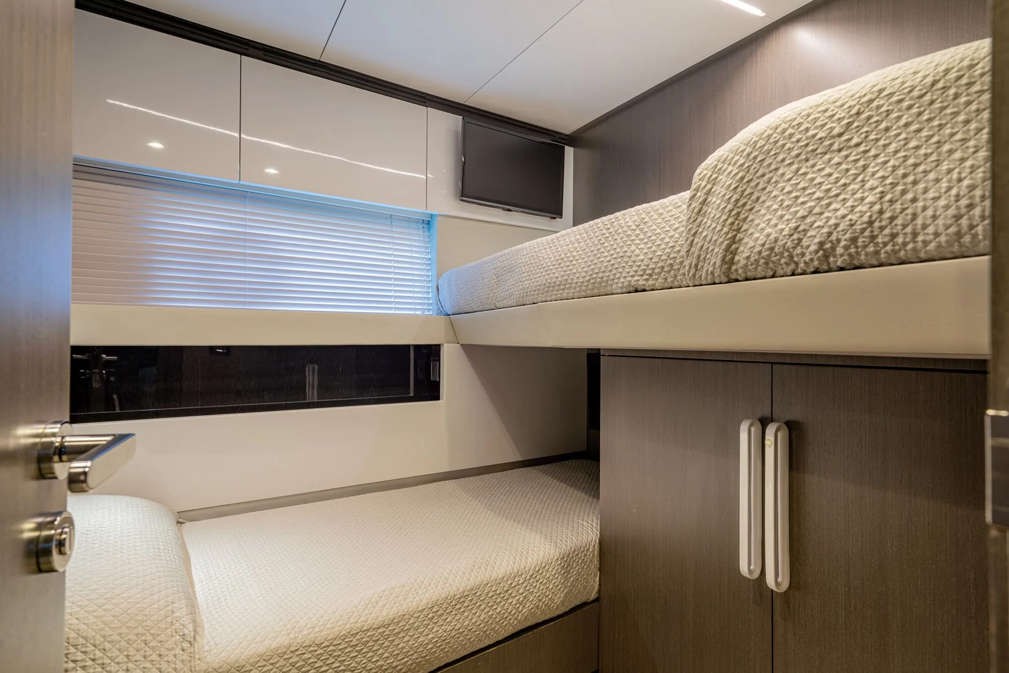 MANARA I - photo 24 location yacht Cannes