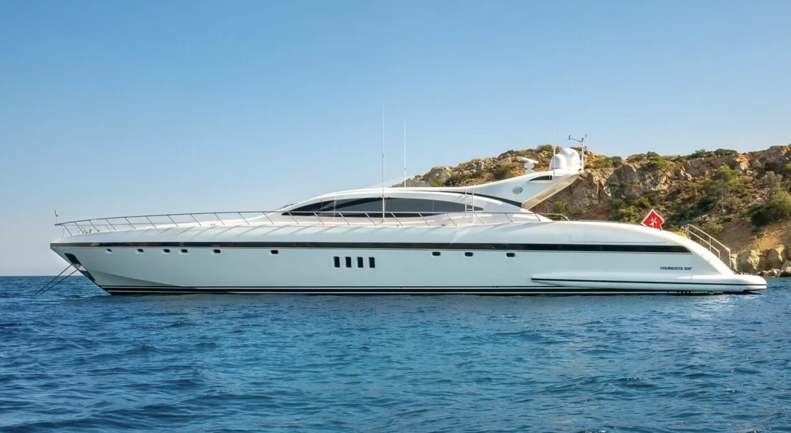 Mangusta 108, photo 2 location yacht Cannes