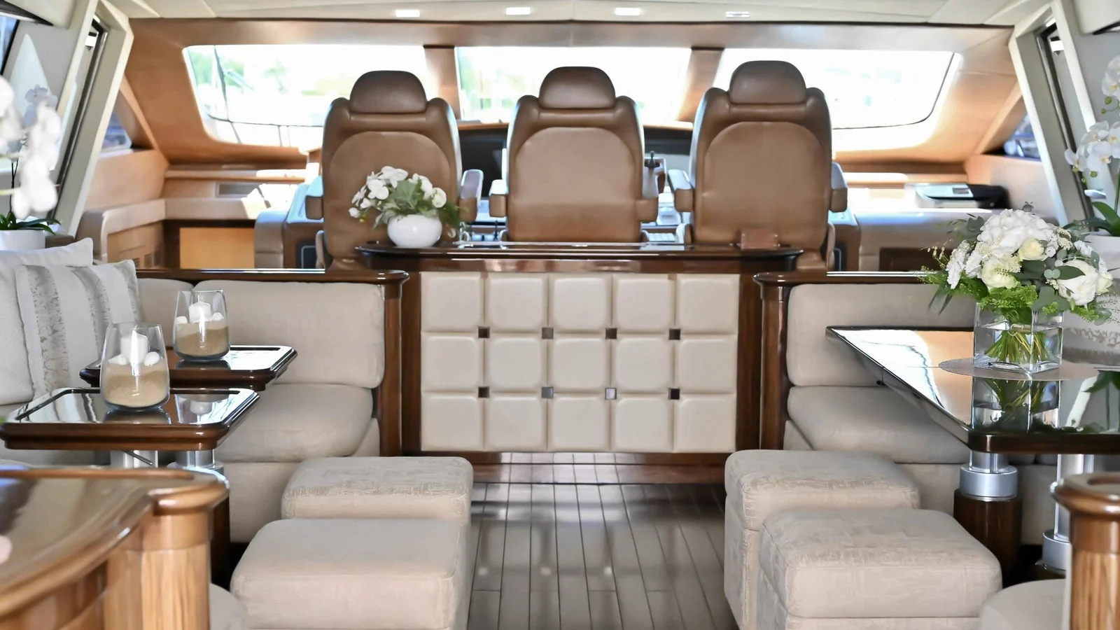 Mangusta 92, photo 15 location yacht Cannes