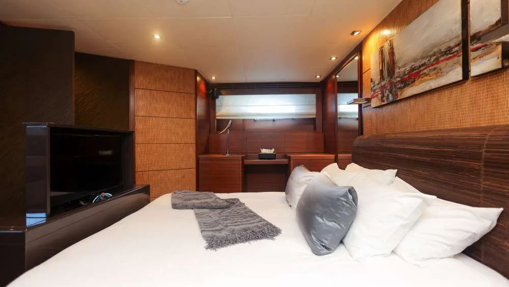 Matsu, photo 24 location yacht Cannes