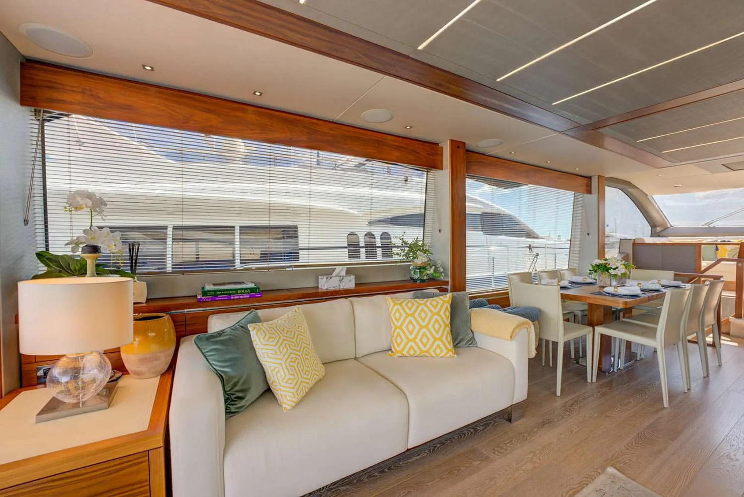 MIKEL ANGELO - photo 12 location yacht Cannes