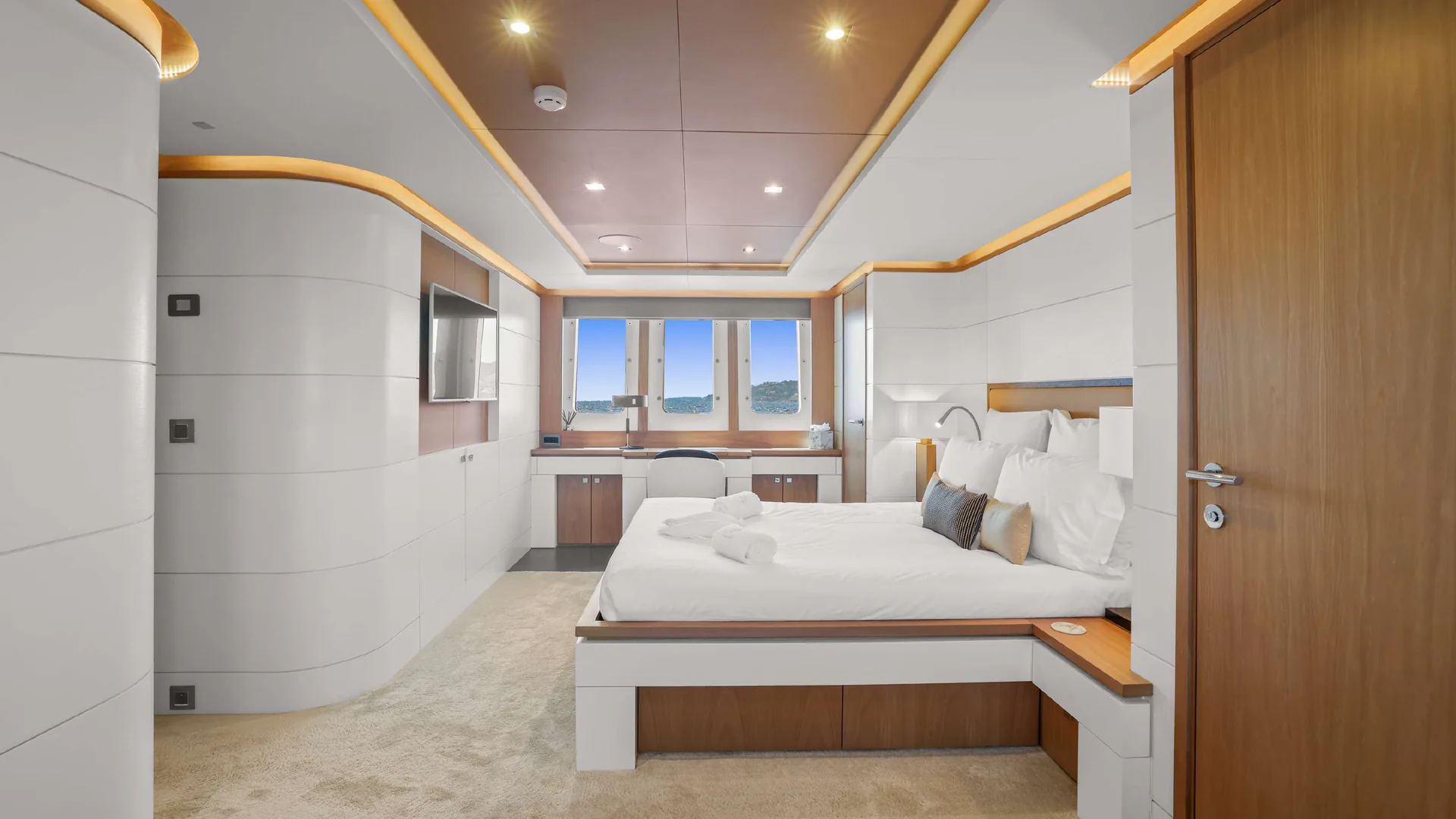 Millesime, photo 21 location yacht Cannes