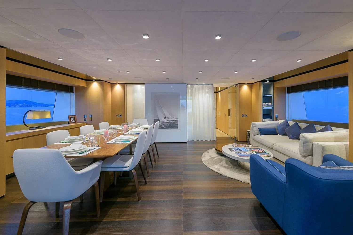 MR T - photo 12 location yacht Cannes