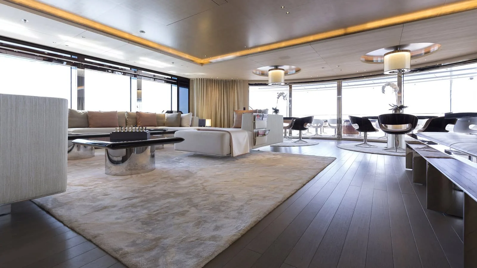 NAUTILUS - photo 26 location yacht Cannes