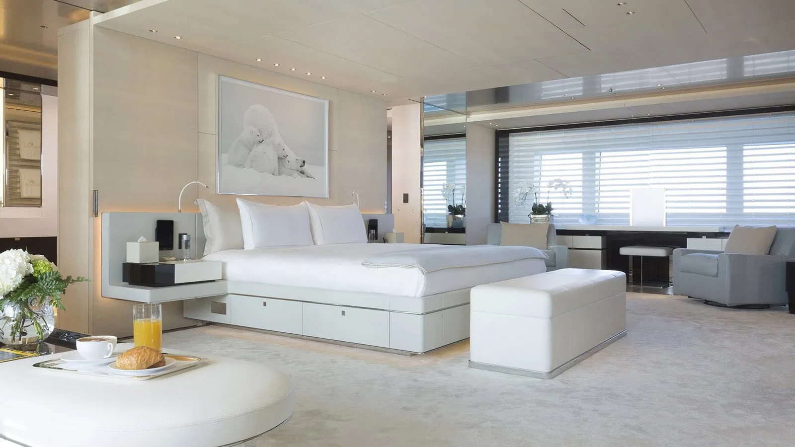 NAUTILUS - photo 28 location yacht Cannes