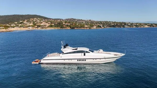 NOTORIOUS - photo 2 location yacht Cannes