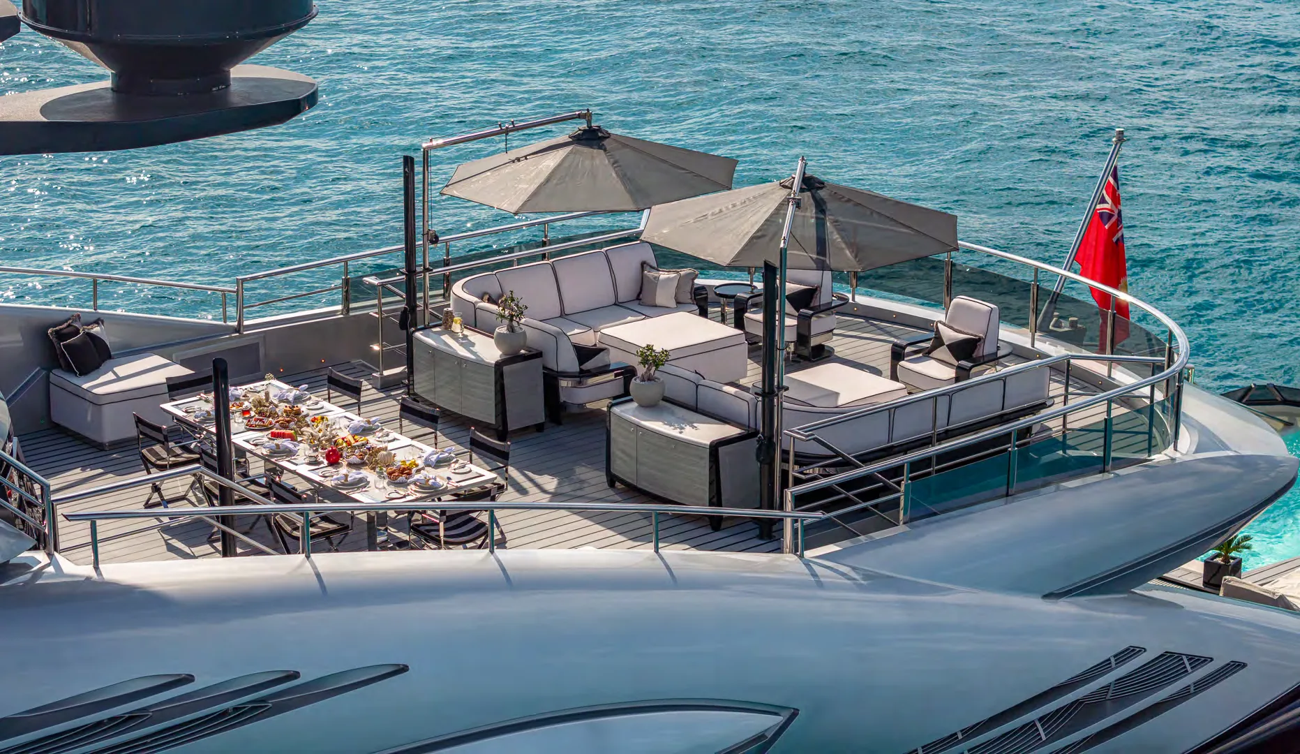 OKTO, photo 34 location yacht Cannes