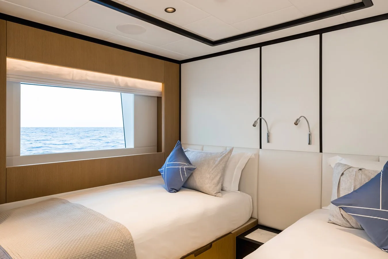 OLIVIA - photo 19 location yacht Cannes