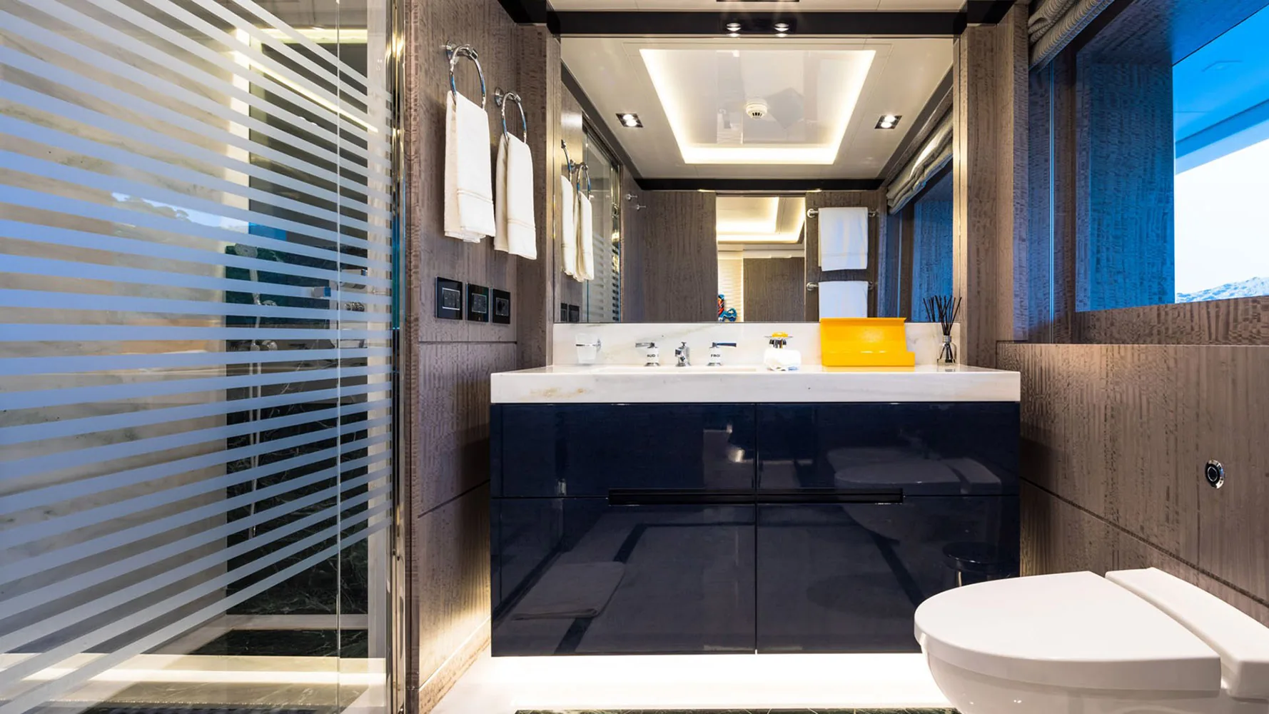 OPTASIA - photo 16 location yacht Cannes