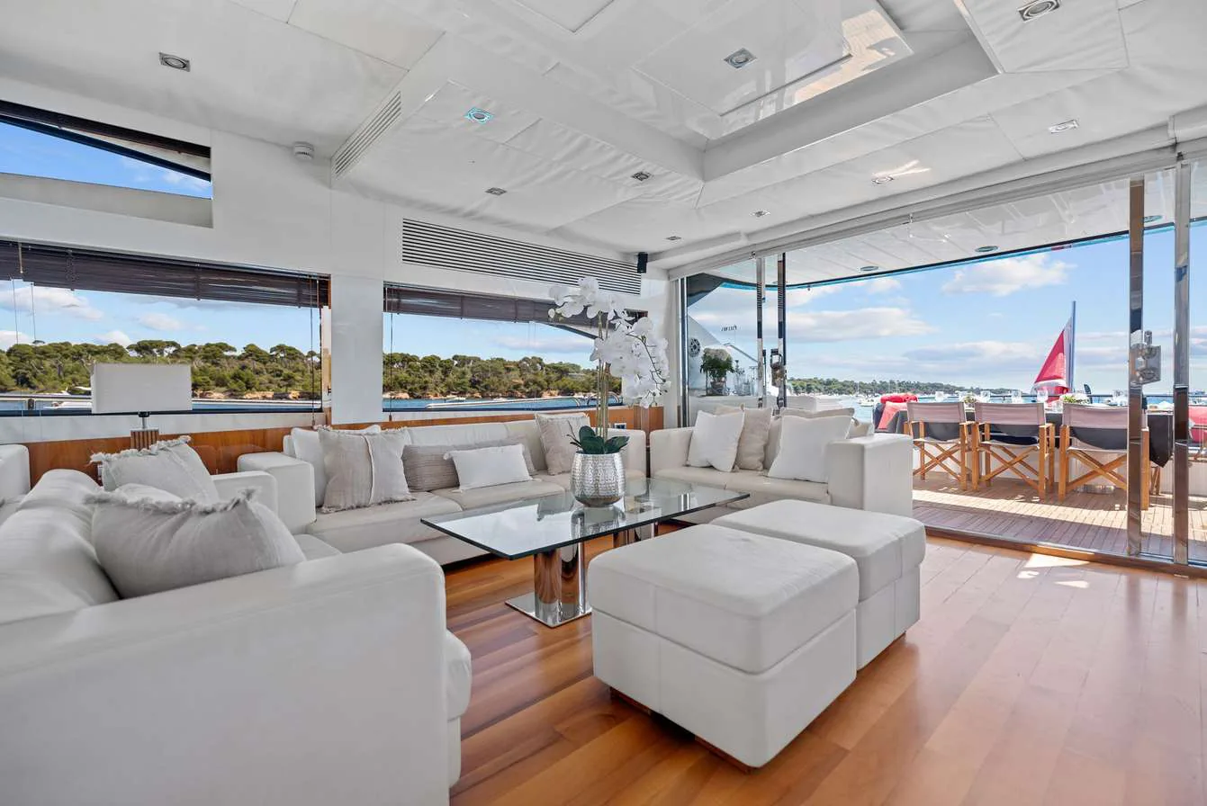 Palumba, photo 16 location yacht Cannes
