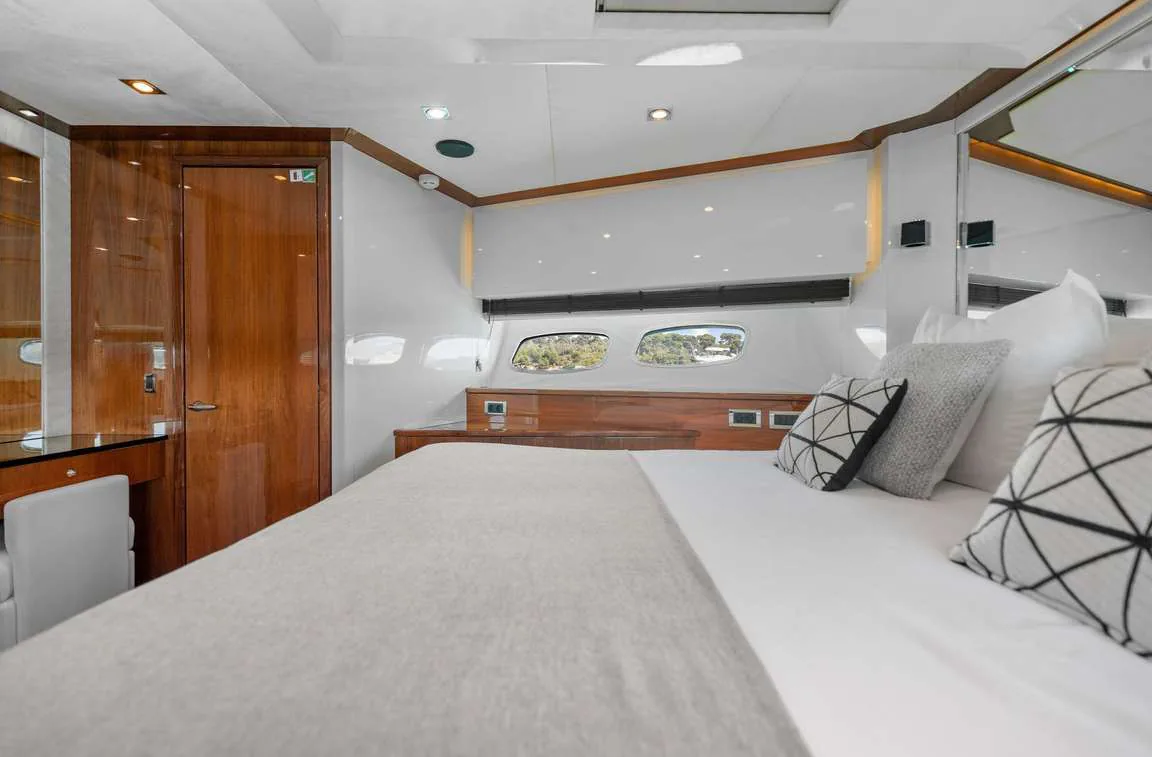 Palumba, photo 29 location yacht Cannes