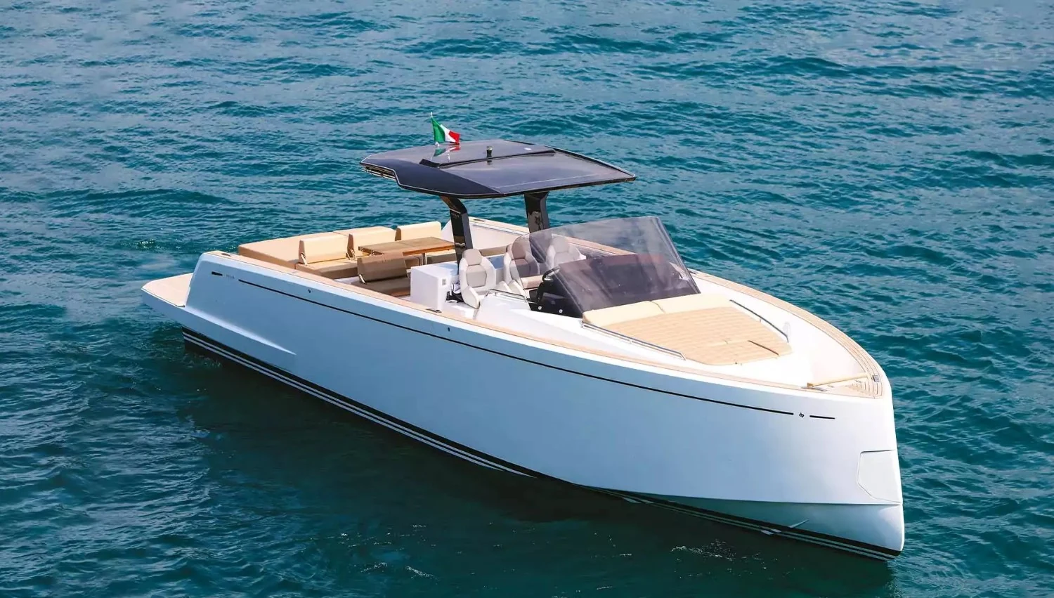 Pardo 43, photo 1 location yacht Cannes