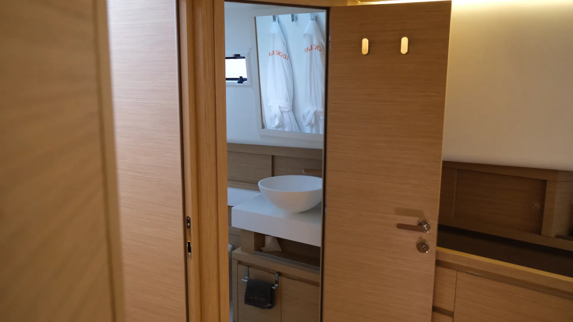 Pardo 50, photo 17 location yacht Cannes