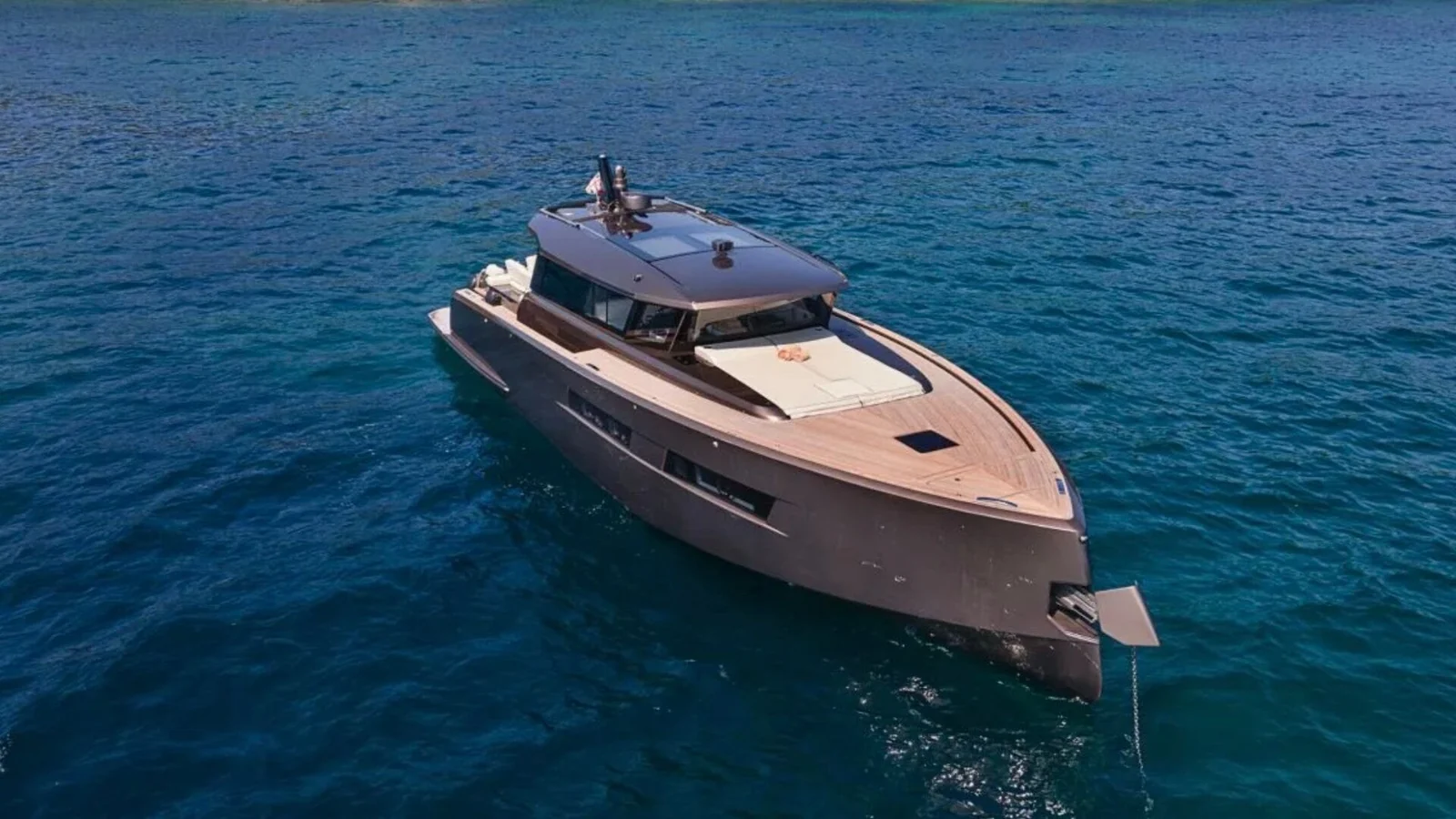 Pardo 52 GT, photo 15 location yacht Cannes