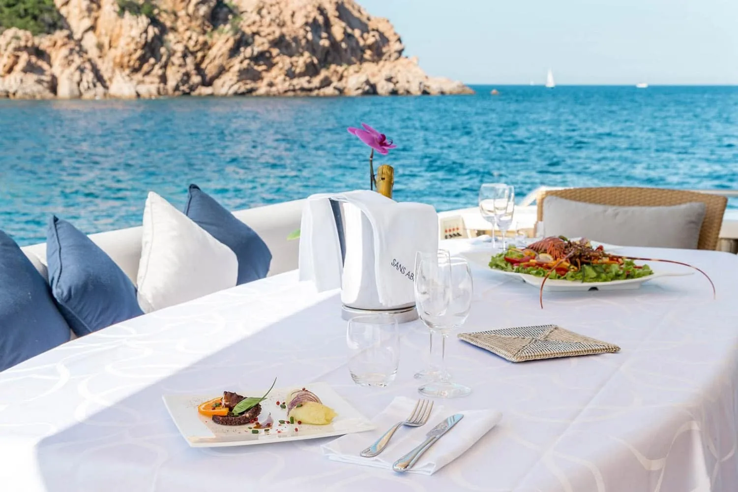 PORTHOS - photo 15 location yacht Cannes