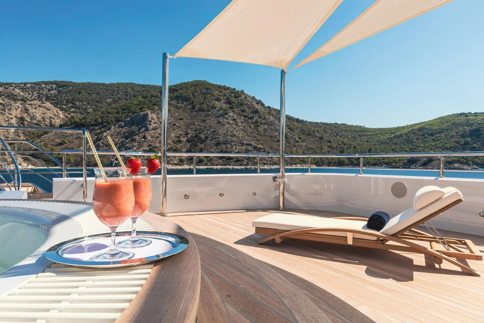 PROJECT X - photo 13 location yacht Cannes
