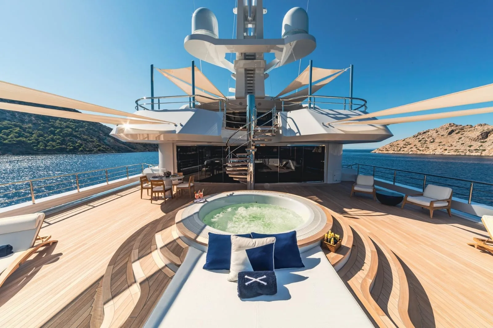 PROJECT X - photo 14 location yacht Cannes