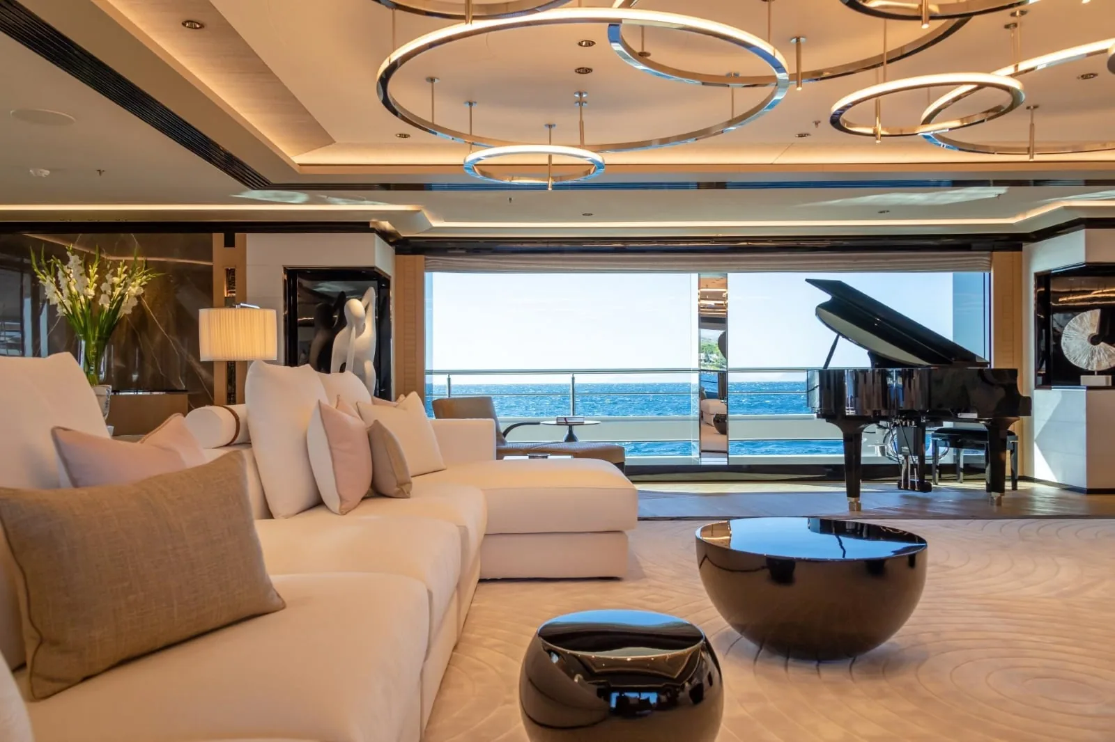 PROJECT X - photo 30 location yacht Cannes