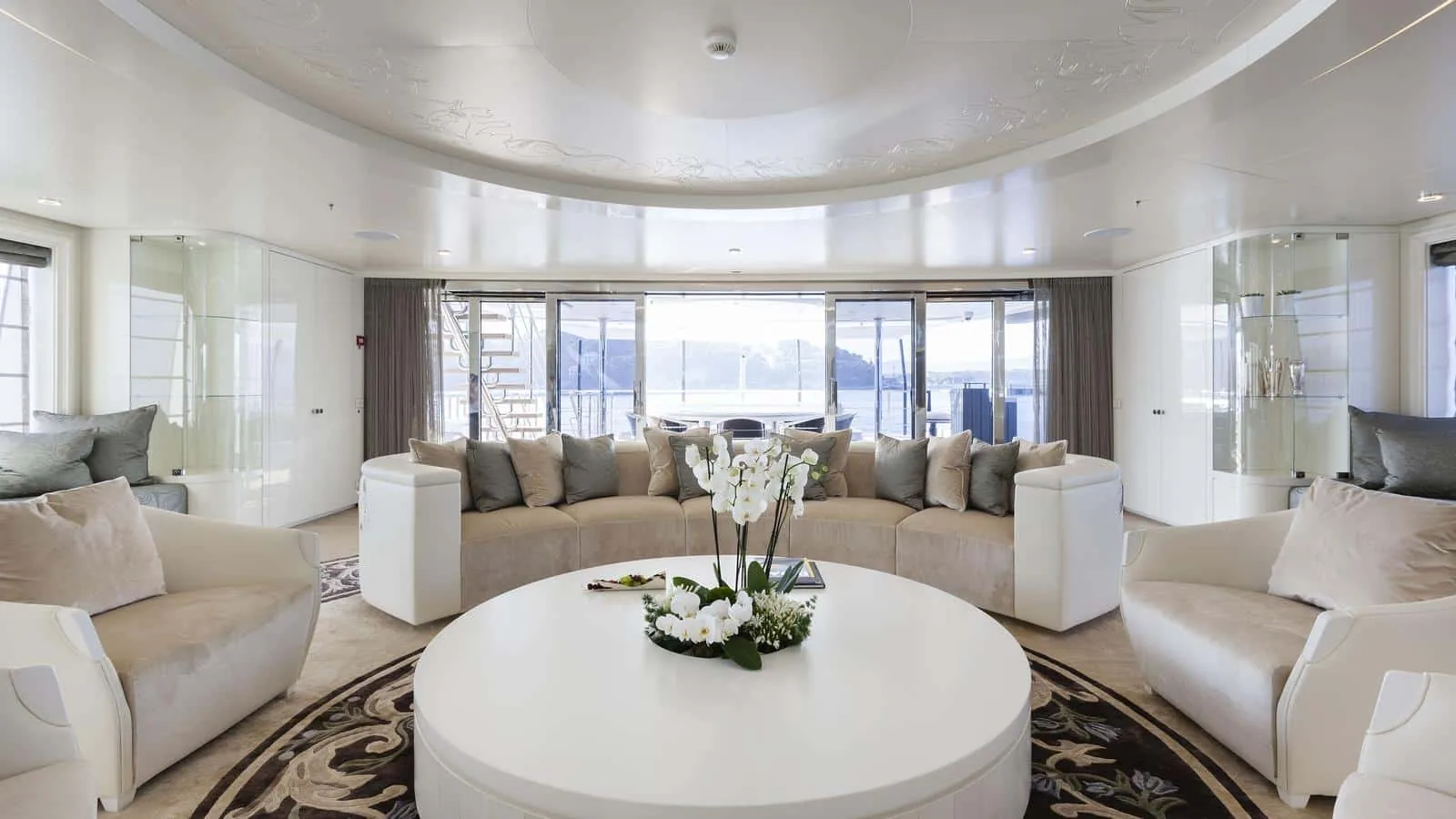 QUINTA ESSENTIA - photo 15 location yacht Cannes