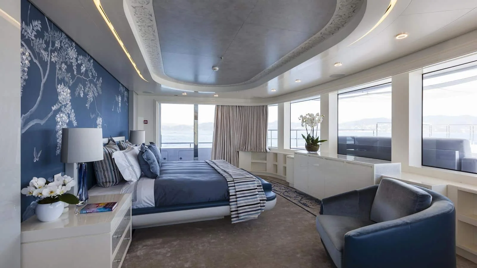 QUINTA ESSENTIA - photo 18 location yacht Cannes