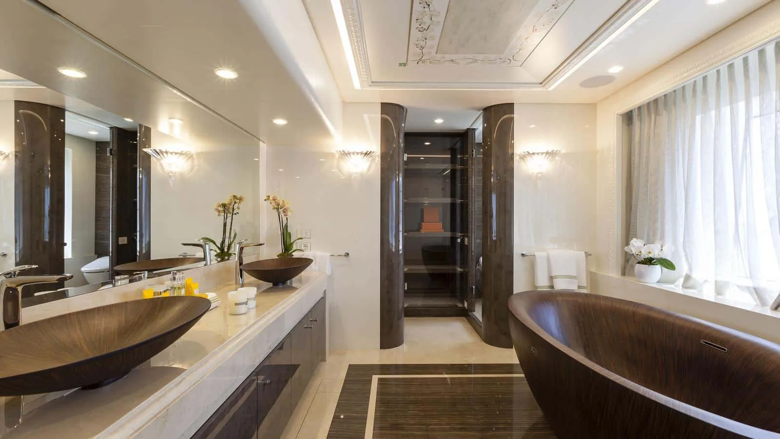 QUINTA ESSENTIA - photo 19 location yacht Cannes