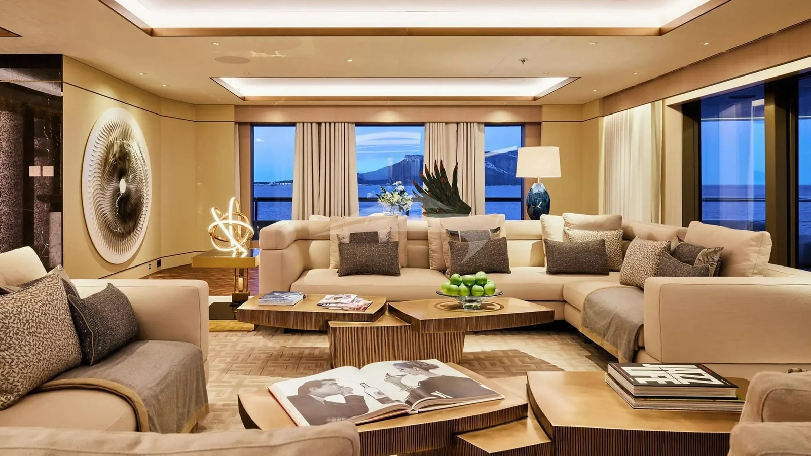 Renaissance, photo 14 location yacht Cannes