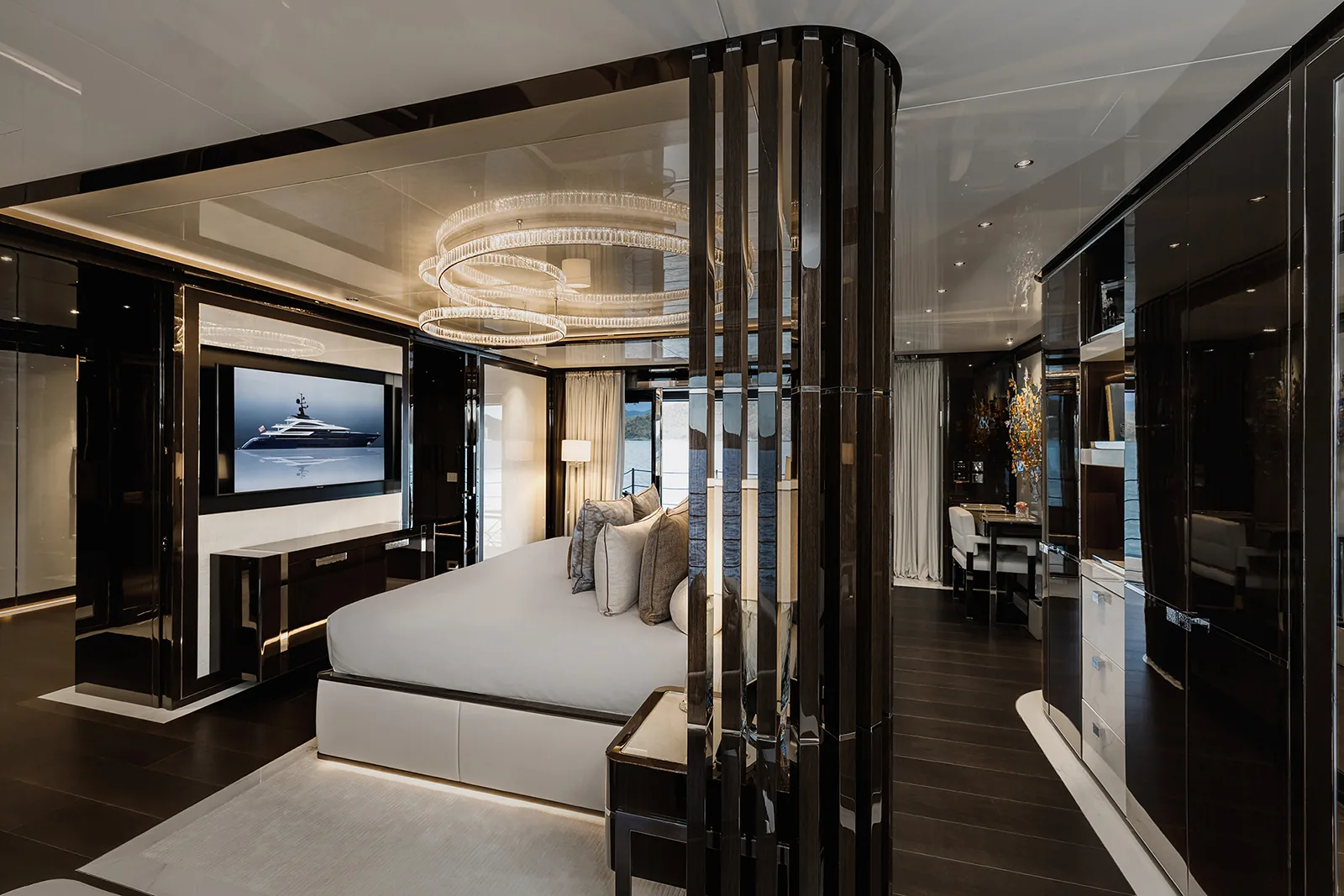 RESILIENCE - photo 26 location yacht Cannes