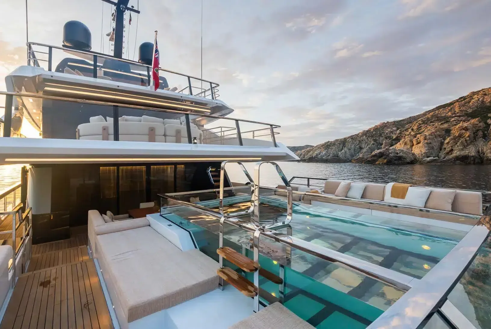 RMF - photo 17 location yacht Cannes