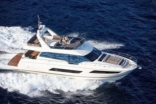 ROMY ONE - location yacht Cannes