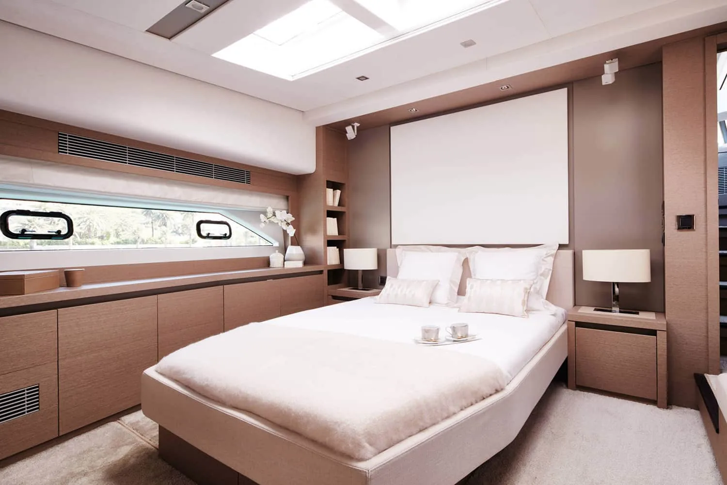 ROMY ONE - photo 25 location yacht Cannes