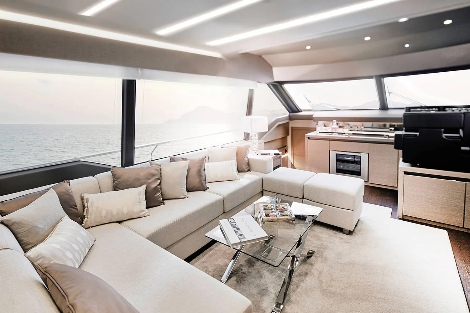 ROMY ONE - photo 29 location yacht Cannes
